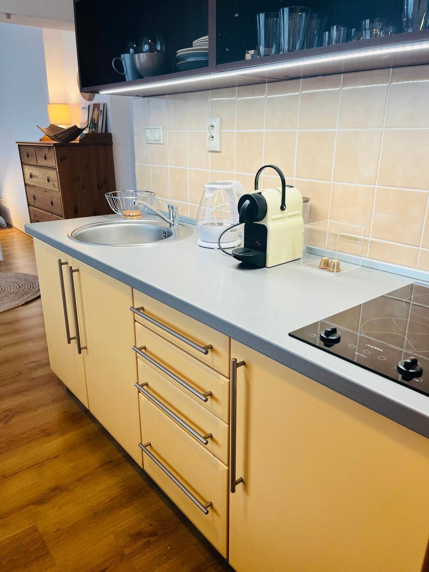 Apartamento Charming Studio In The Old Town Bratislava Exterior foto