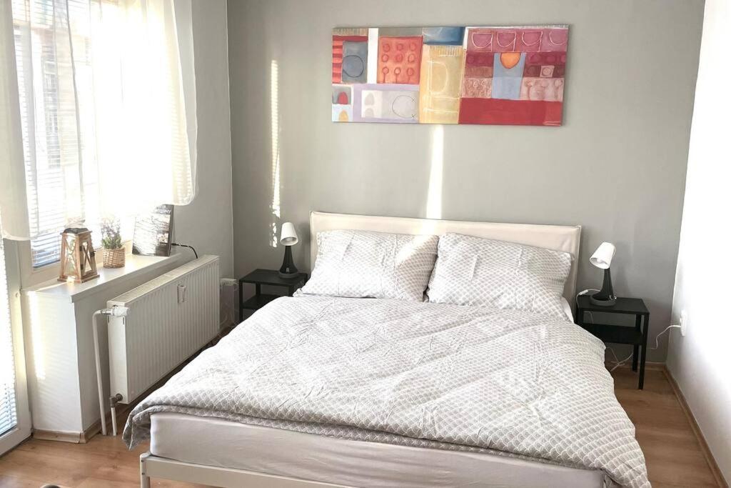 Apartamento Charming Studio In The Old Town Bratislava Exterior foto
